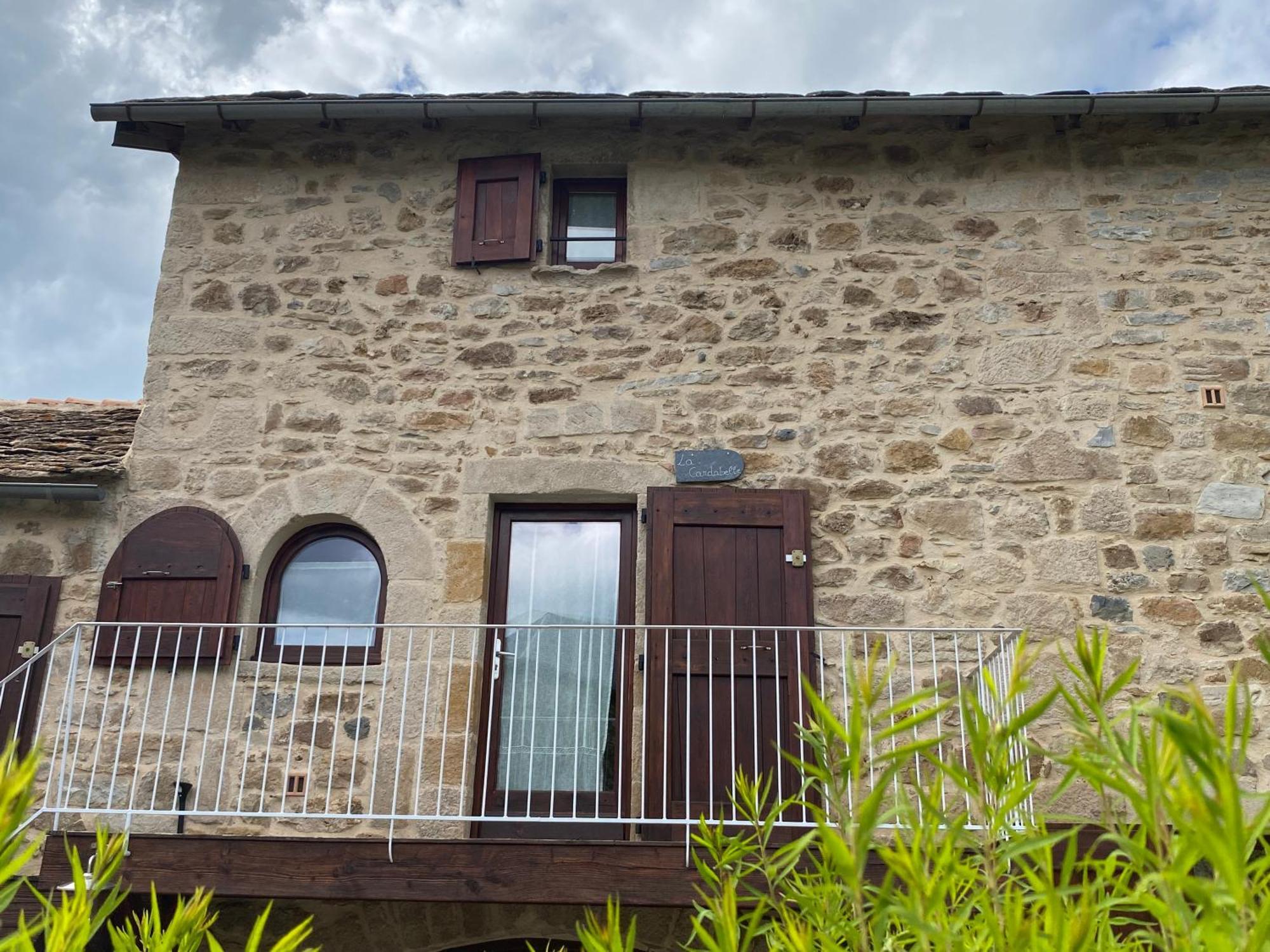 Les Caselles, Gite Et Maison D'Hotes Saint-Beauzely Ngoại thất bức ảnh